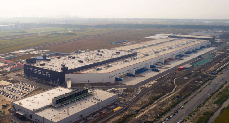 Завод Tesla в Шанхае временно прекратил работу